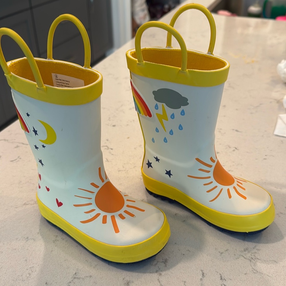 Toddler girl rain boots size 6 6T